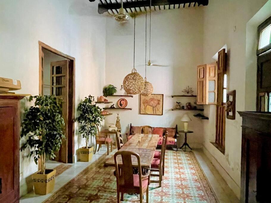 House Dzalbay Santa Lucia With Hot Tub Villa Merida Luaran gambar