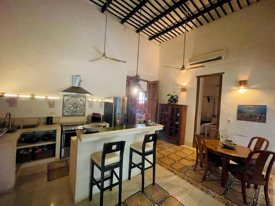 House Dzalbay Santa Lucia With Hot Tub Villa Merida Luaran gambar